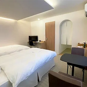  Apartment Resi Hachi